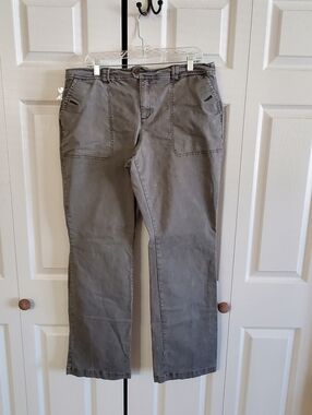 SUNDANCE KHAKI FLARE WIDE LEG. SZ 14. GRAY DISTRESSED.
